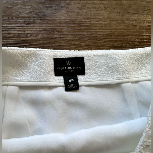 White Floral Skirt - Picture 3 of 3